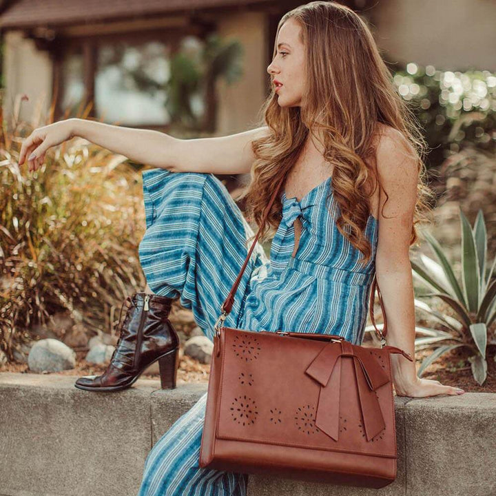 Sac à Épaule Femme en Cuir Chic — Nœud Papillon Élégant