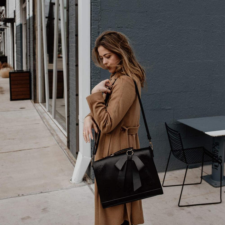 Sac à Épaule Femme en Cuir Chic — Nœud Papillon Élégant