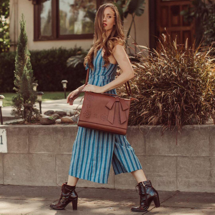 Sac à Épaule Femme en Cuir Chic — Nœud Papillon Élégant