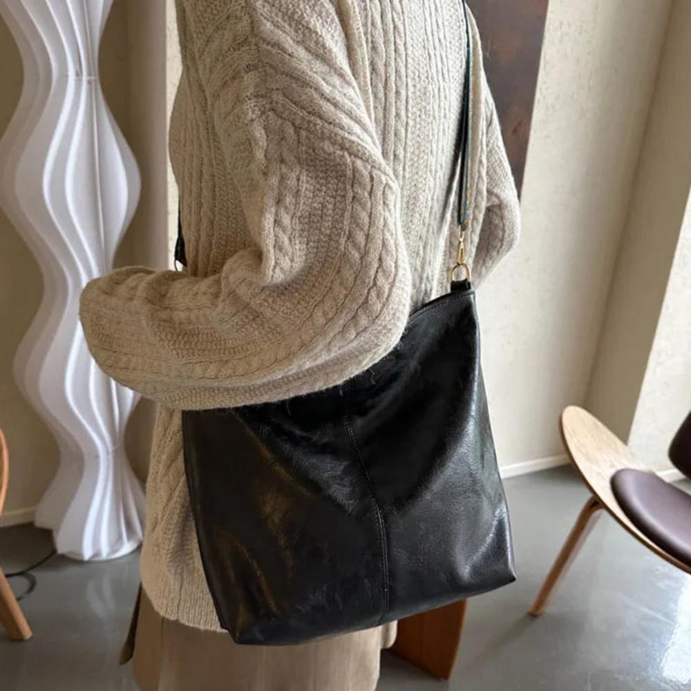 Sac Bandoulière Femme en Cuir Vintage — Chelsey | Charme Rétro