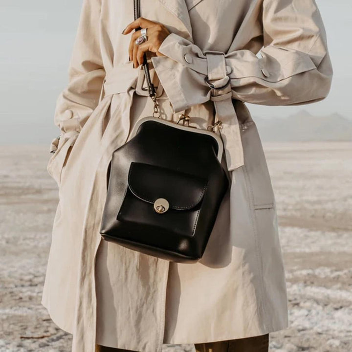 Sac à Main Femme en Cuir Vintage — Fermeture Bouchon Rétro Chic