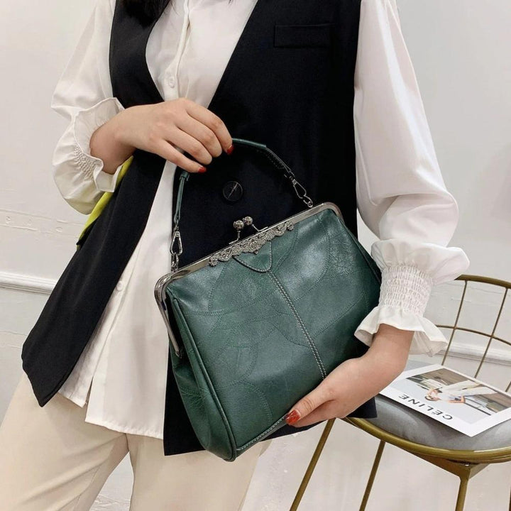 Sac à Épaule Femme en Cuir Vintage — Fermeture à Baiser Rétro