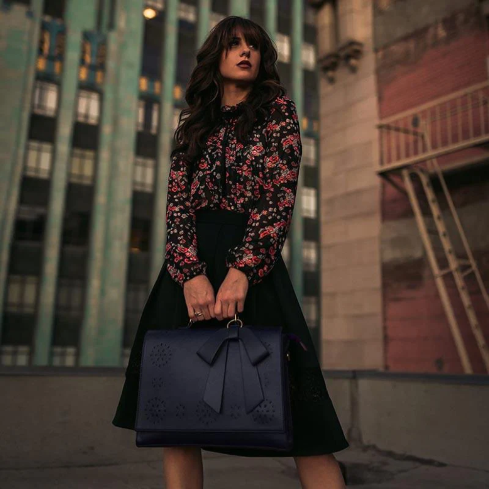 Sac à Épaule Femme en Cuir Chic — Nœud Papillon Élégant